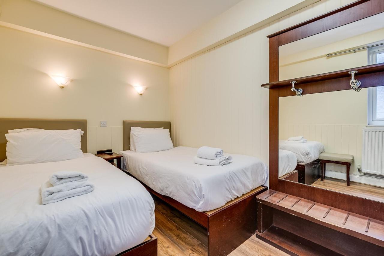 Astoria Hotel Лондон Екстер'єр фото