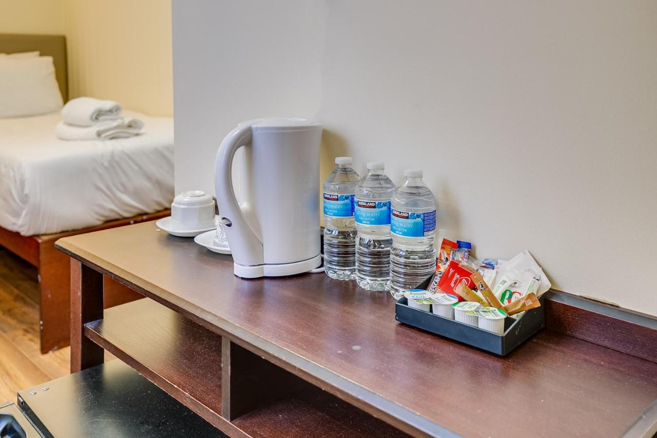Astoria Hotel Лондон Екстер'єр фото