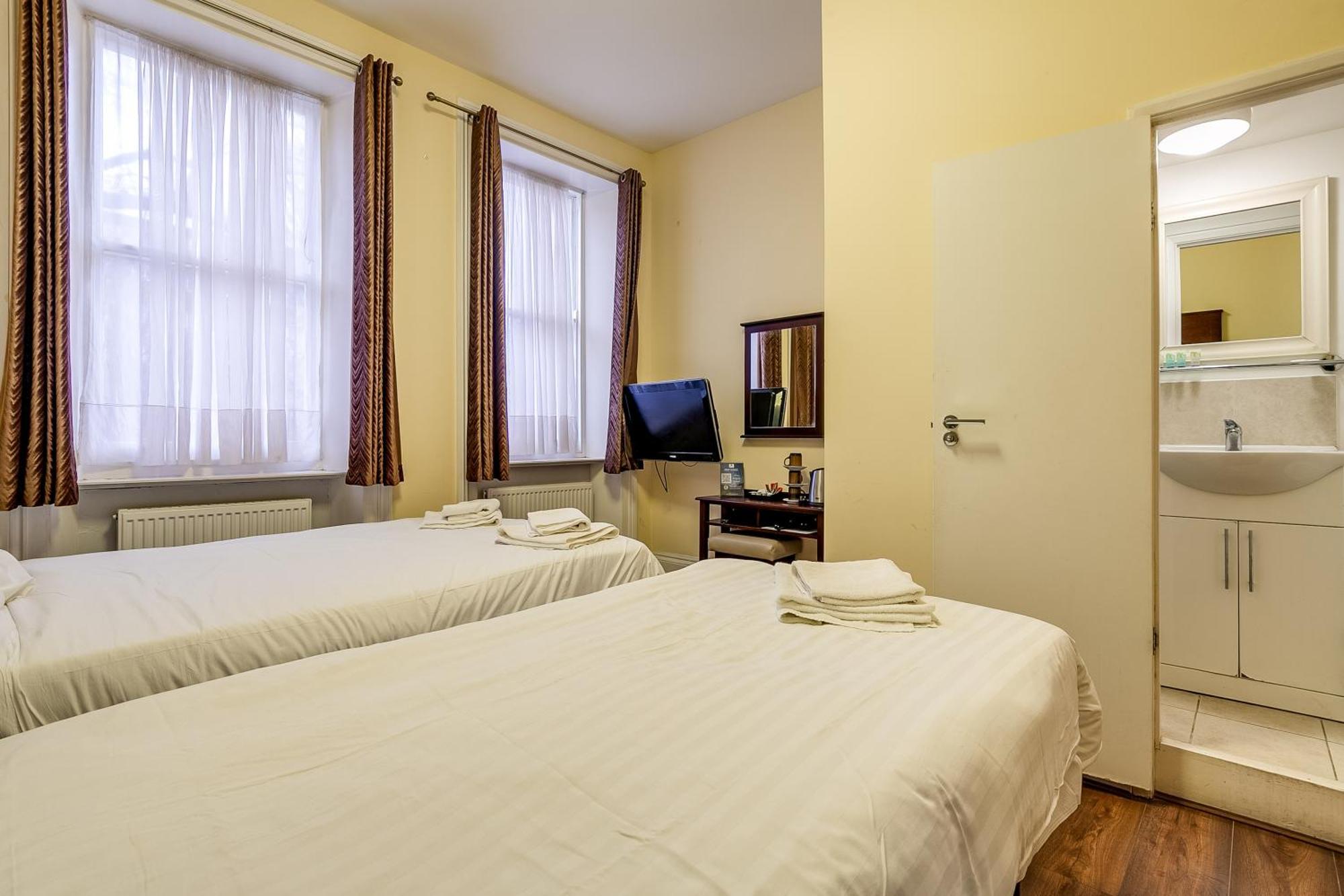 Astoria Hotel Лондон Екстер'єр фото