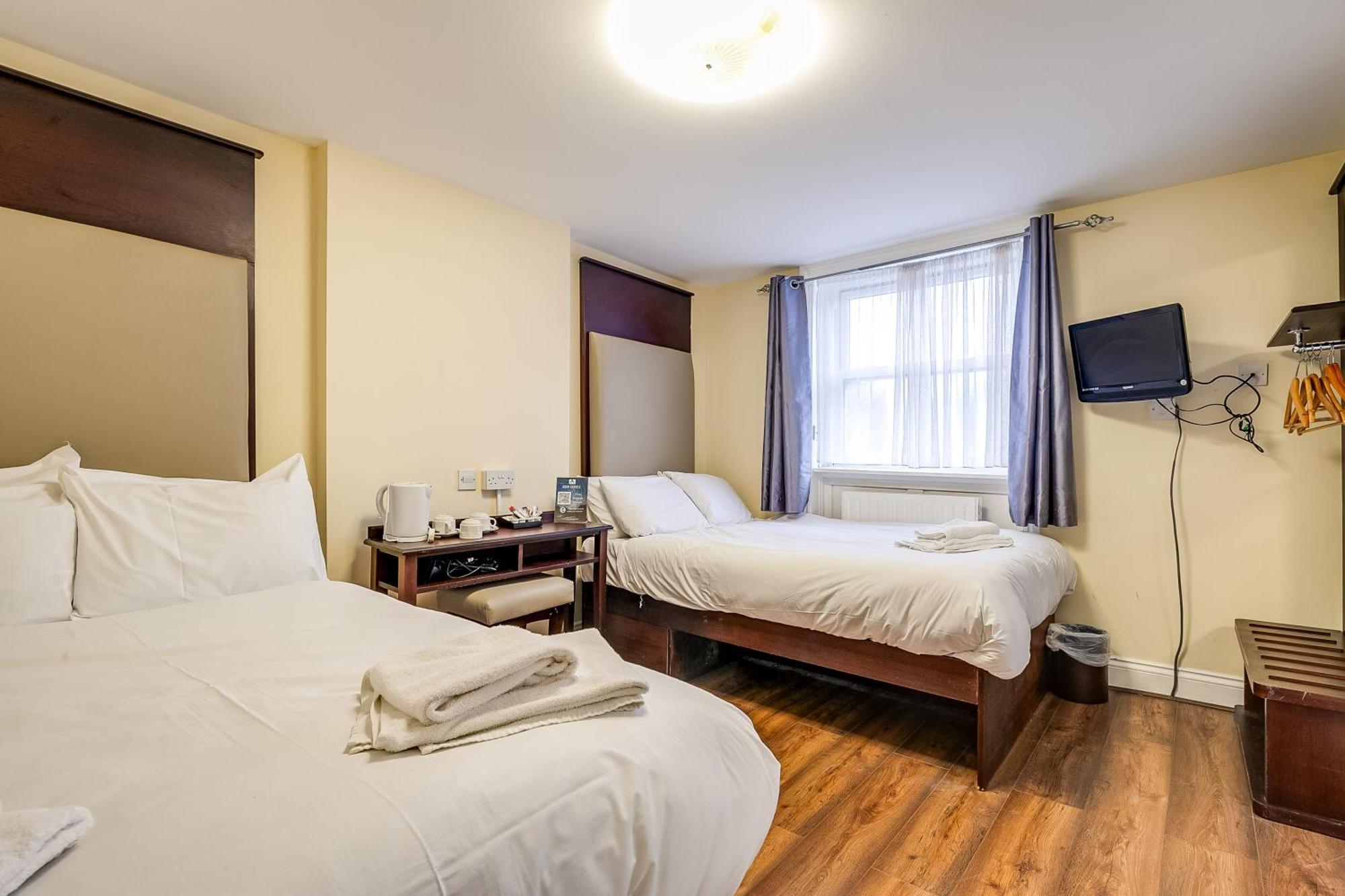 Astoria Hotel Лондон Екстер'єр фото