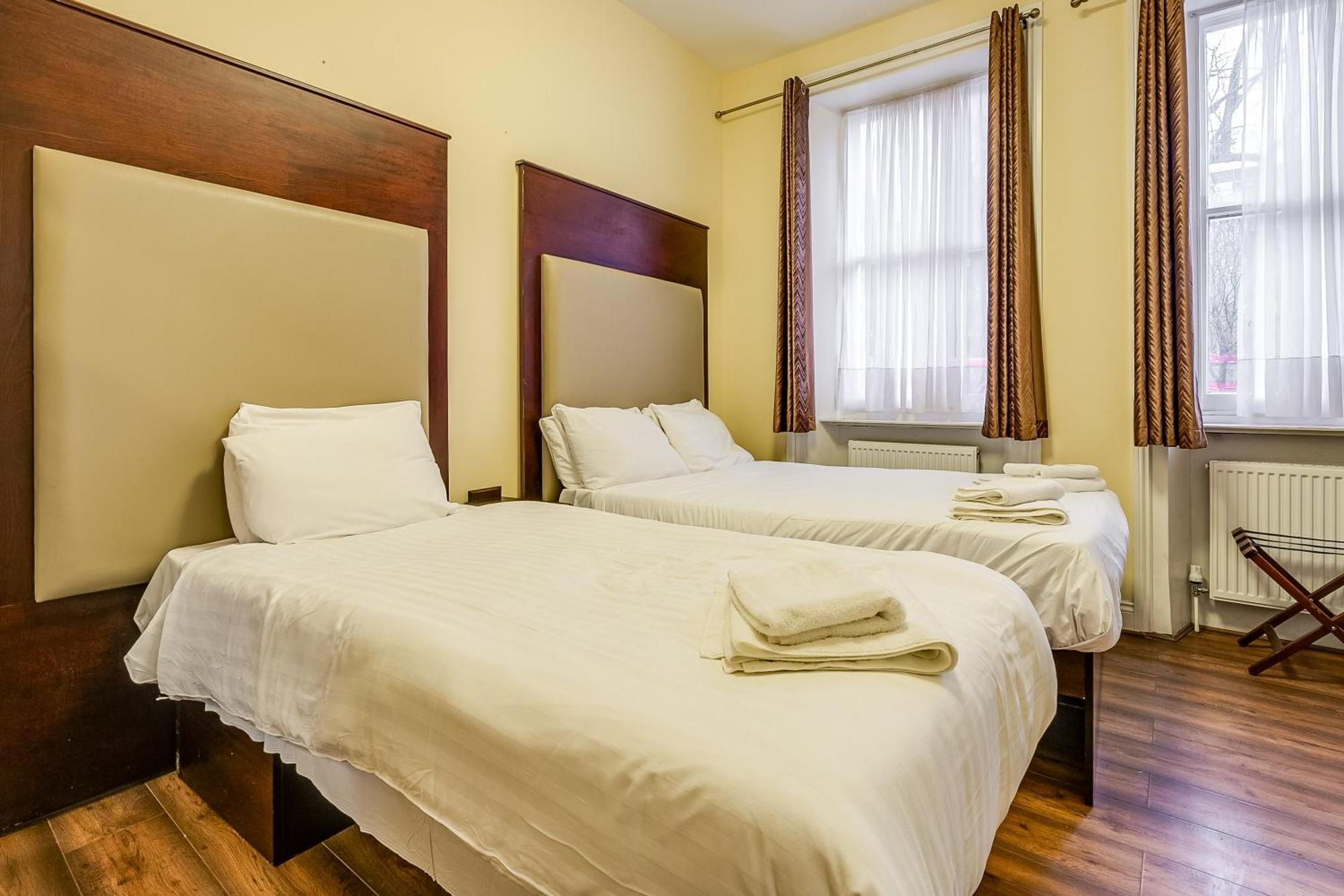 Astoria Hotel Лондон Екстер'єр фото