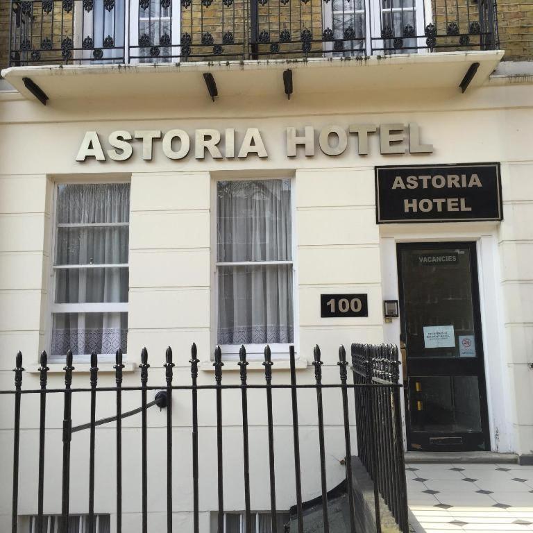 Astoria Hotel Лондон Екстер'єр фото